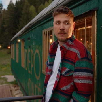 VÝCHOD SLNKA (2025)